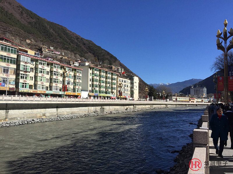 博物館顯示屏-博物液晶拼接屏